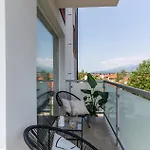 Hurban Apartman